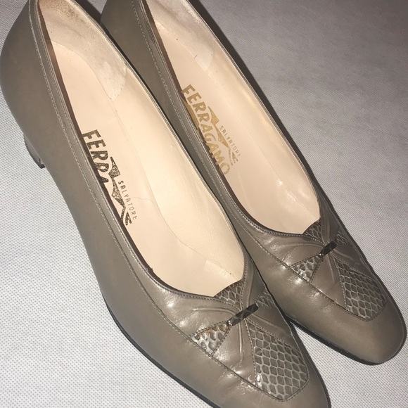 Vintage Ferragamo Size 9 lemon pepper steppers - Picture 2 of 8